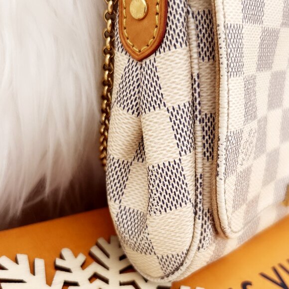 Louis Vuitton Favorite bag in Damier Azur with Box, added crossbody strap - Picture 3 of 17